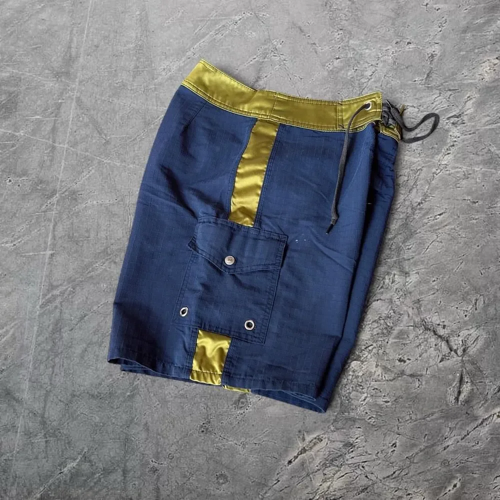 No Fear VTG 90s Y2K baggy over the knee fit striped cargo surf boardshorts